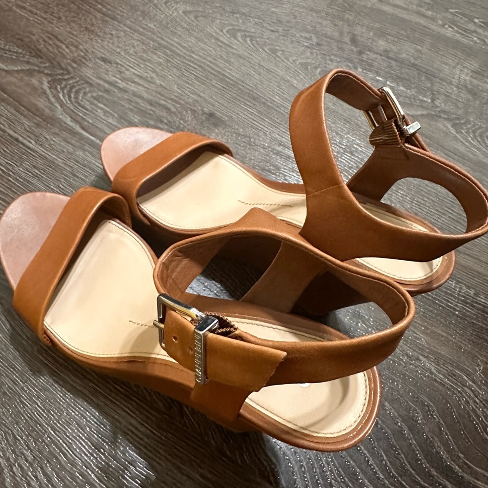 Gianni binni shoes.